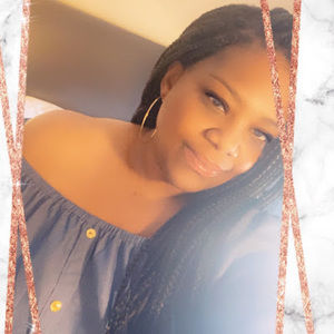 Meet your Posher, Shawnette